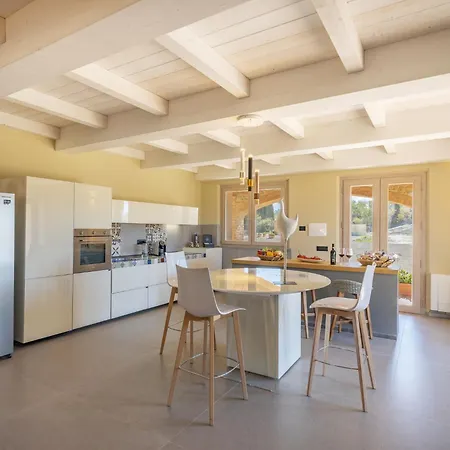 Villa Etru - Volterra, Tuscany *